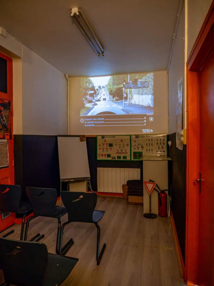 AUTO ECOLE 03 JULIEN CABOT (15)